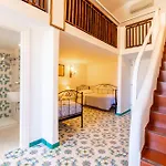 Otel Torre Dei Borboni 3*
