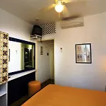 Torre Dei Borboni Otel Ponza