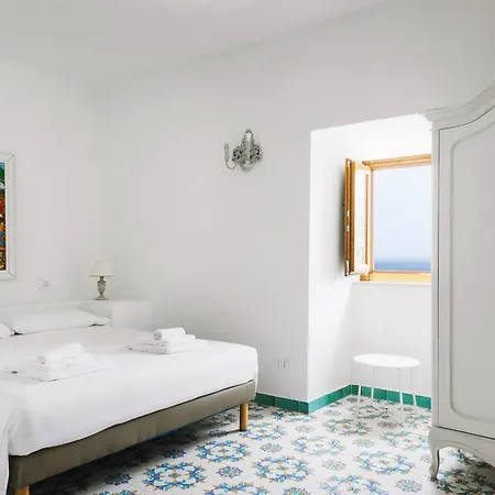Torre Dei Borboni Hotel