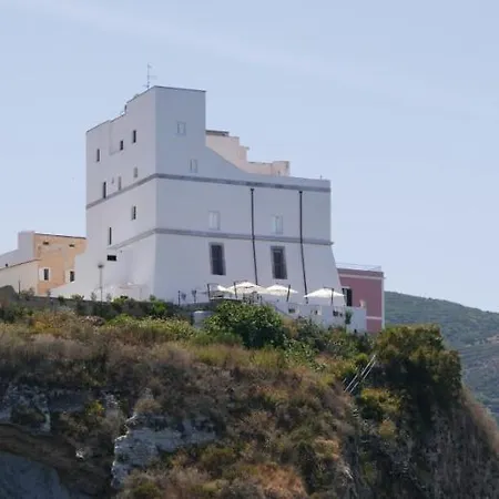 Hotel Torre Dei Borboni Ponza