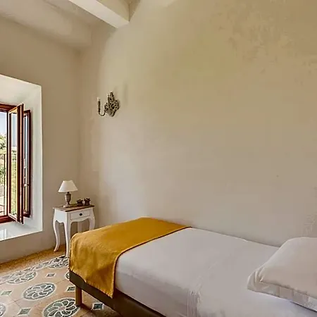 Torre Dei Borboni Hotel 3*